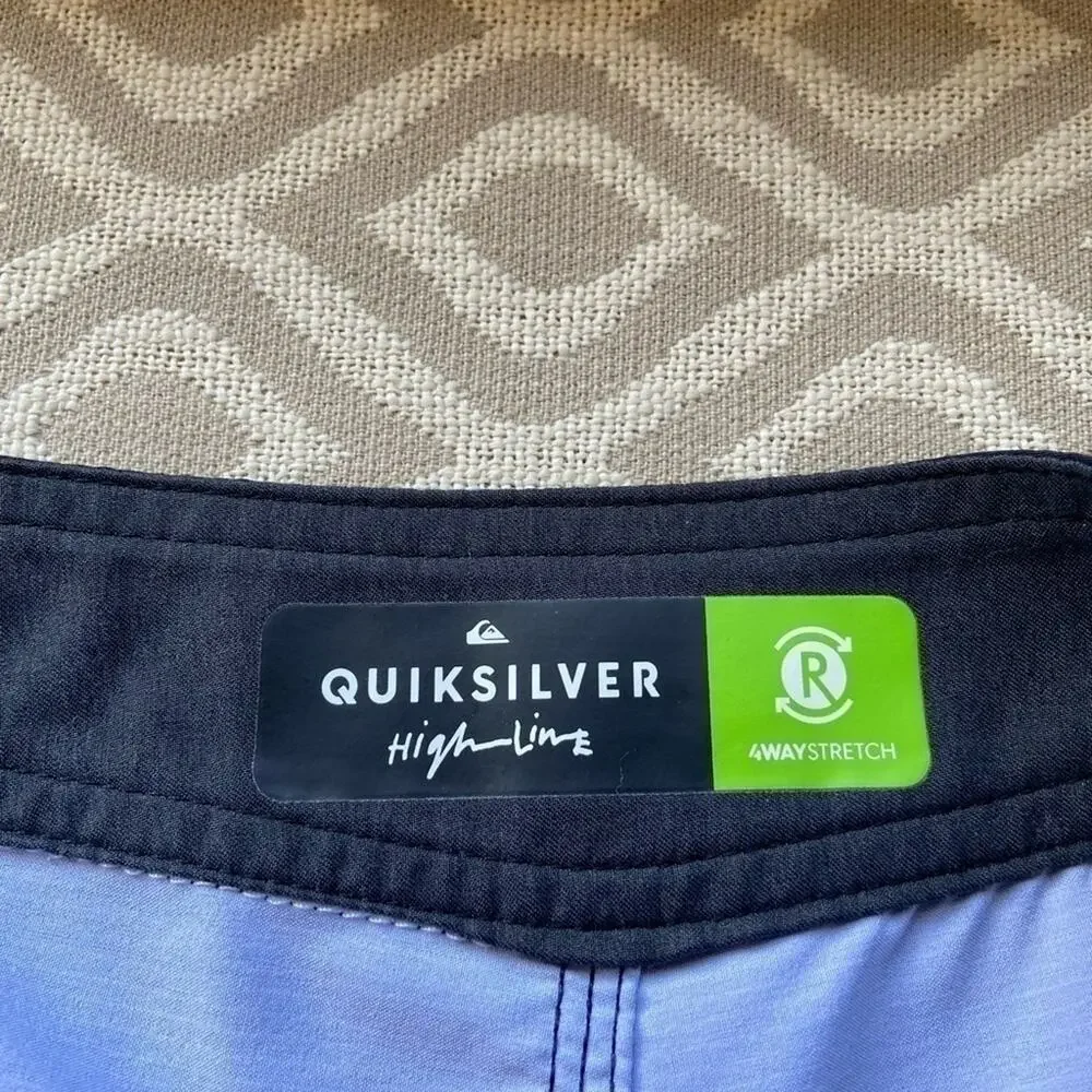 Quiksilver Highline Blue Striped Boardshorts‎ sz 27​​​​​​​​​​​​​​​​​​​​​​​​​​/XS